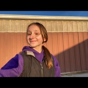 Meet your Posher, Ella